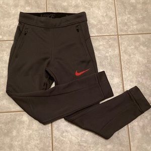 Nike Boys Medium Dri-Fit Athletic Pant.